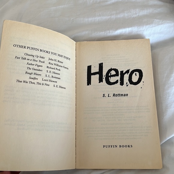 Novel/Book:Hero - Picture 4 of 4
